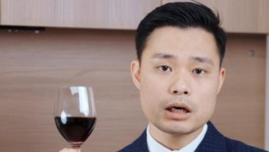 比巴掌先来的是孟子义的香气,新澳门管家婆2025资料精准大全一肖一码,完美答案解释落实_体验版V10.77